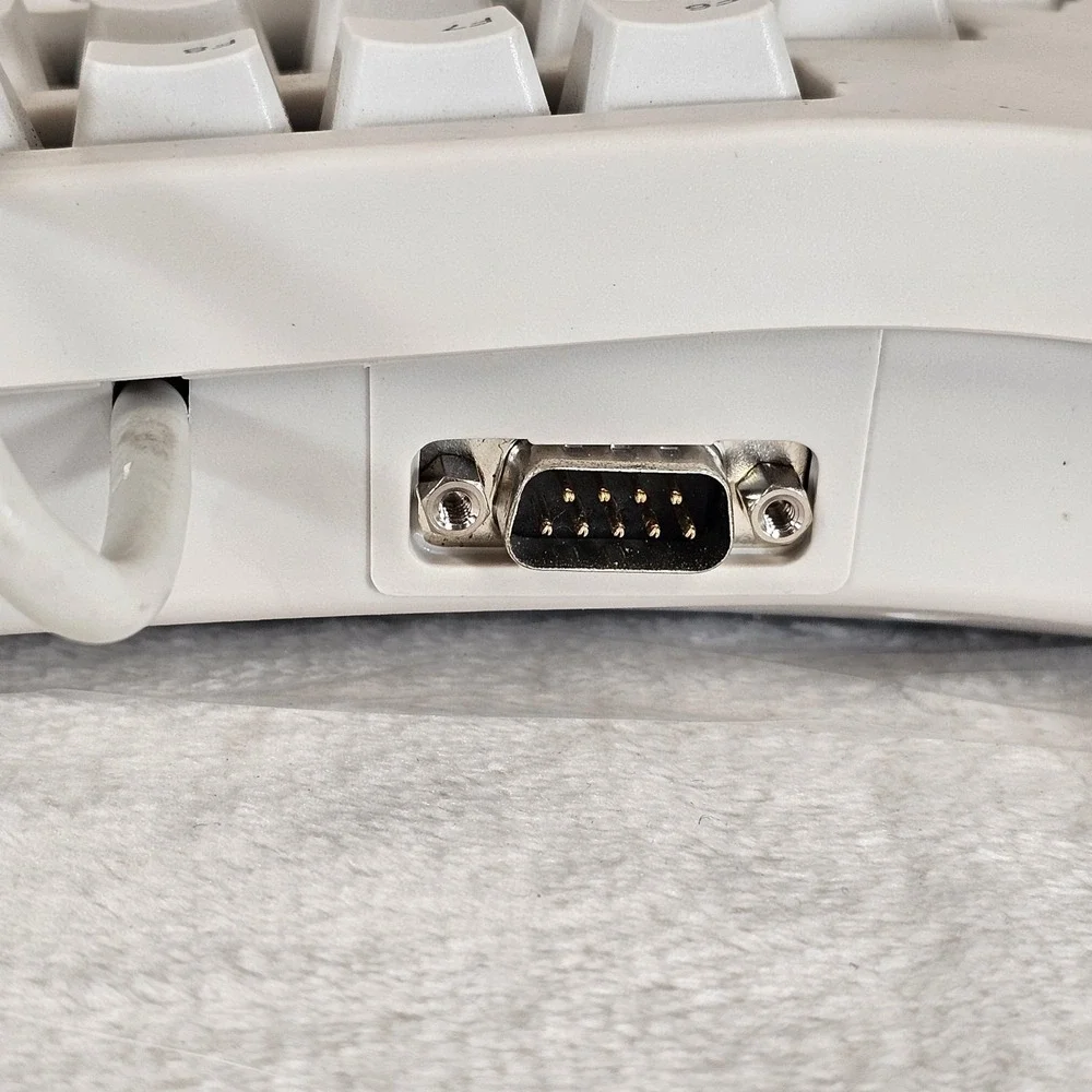 Vintage SK-6000 Ergonomic Keyboard PS/2 Serial Adapter Wired Split‎ Keypad Retro